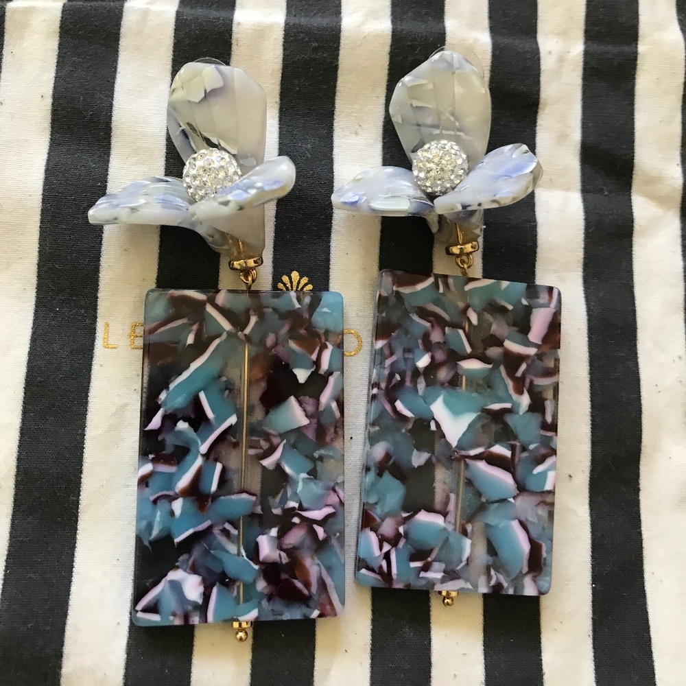 NWOT Lele Sadoughi drop earrings